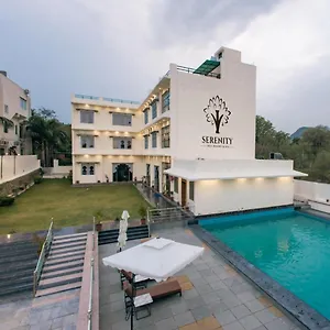 resort-serenity-hill-spa.udaipurhotels.org/
